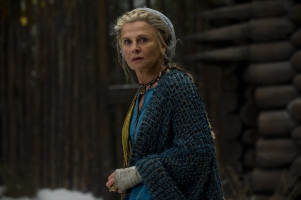 Kız ve Kurt Fotoğrafı