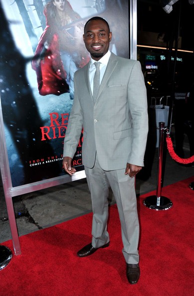 Kız ve Kurt Fotoğrafı