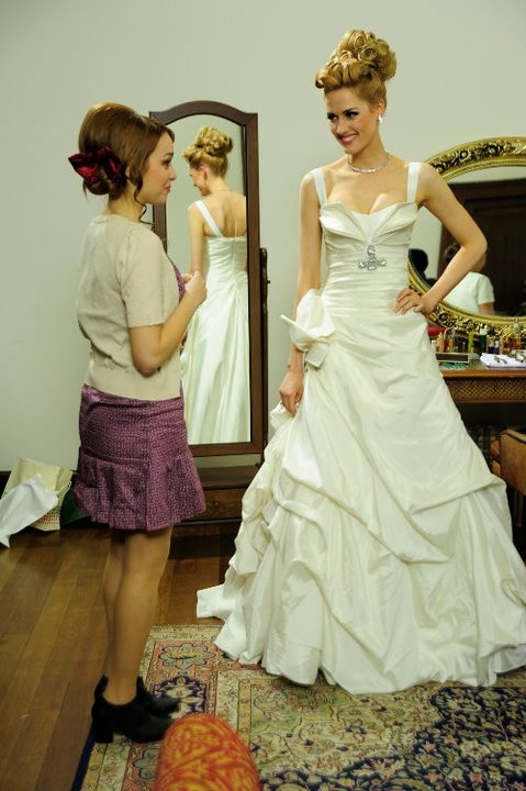 Öyle Bir Geçer Zaman Ki Fotoğrafı