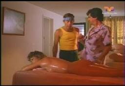 Un Macho En El Salón De Belleza Fotoğrafı