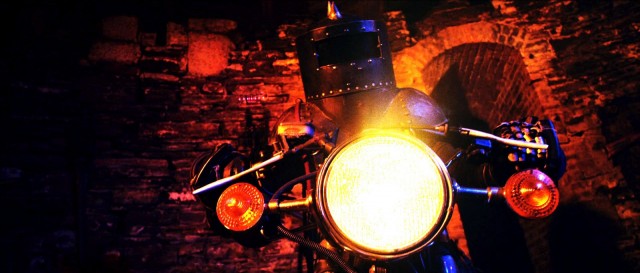 Kelle Koltukta Fotoğrafı