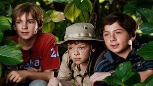 Üç Hafiye Ve İskelet Adamın Sırrı fotoğrafı