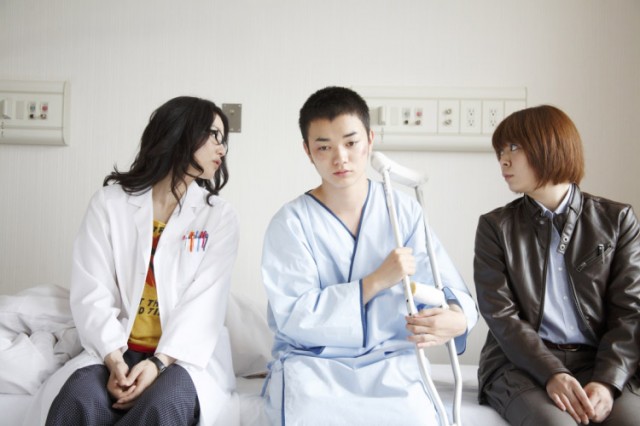 A Liar And A Broken Girl Fotoğrafı