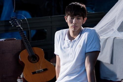 Acoustic Fotoğrafı