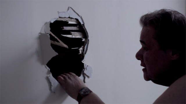 Duvardaki Delik Fotoğrafı