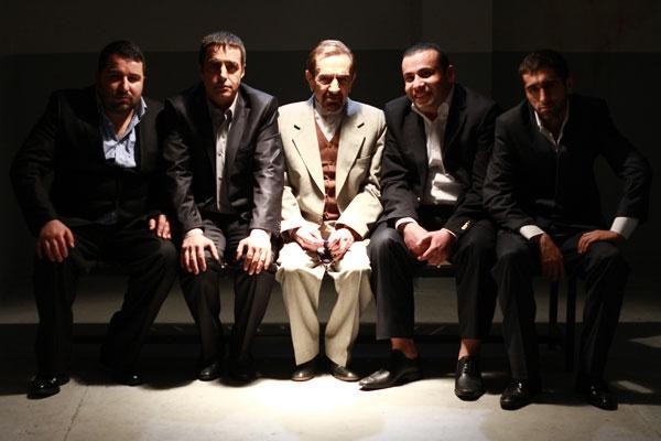 Kolpaçino: Bomba Fotoğrafı