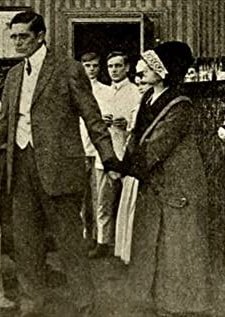 A Surgeon's Heroism (1912) afişi