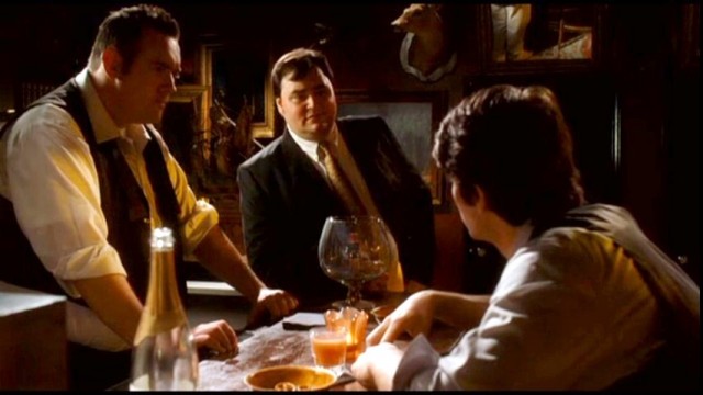 Table For Three fotoğrafı