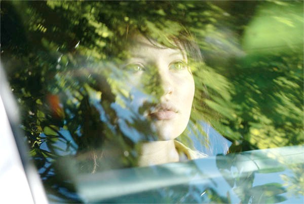 Davetsiz Fotoğrafı