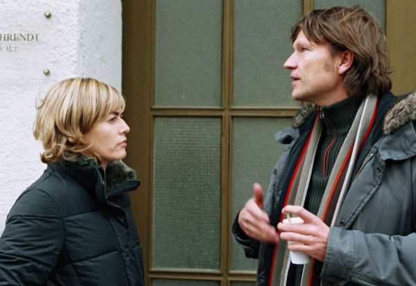 Annas Alptraum Kurz Nach 6 Fotoğrafı