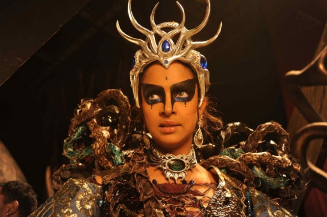 Anaganaga O Dheerudu fotoğrafı