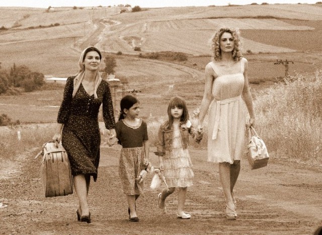 Anneler ile Kızları Fotoğrafı