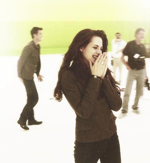 Alacakaranlık Efsanesi: Şafak Vakti Bölüm 2 Fotoğrafı