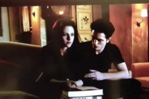 Alacakaranlık Efsanesi: Şafak Vakti Bölüm 2 Fotoğrafı