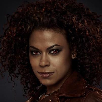 Alacakaranlık Efsanesi: Şafak Vakti Bölüm 2 Fotoğrafı