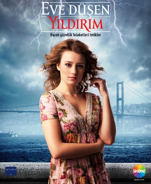 Eve Düşen Yıldırım fotoğrafı