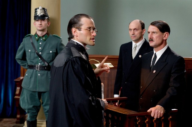 The Man Who Crossed Hitler Fotoğrafı