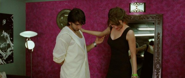 Ladies vs Ricky Bahl Fotoğrafı