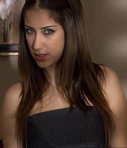 Aşk-ı Memnu Fotoğrafı