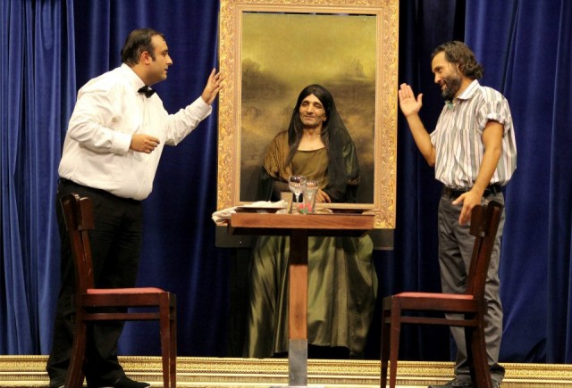 İnsanlar Alemi Fotoğrafı