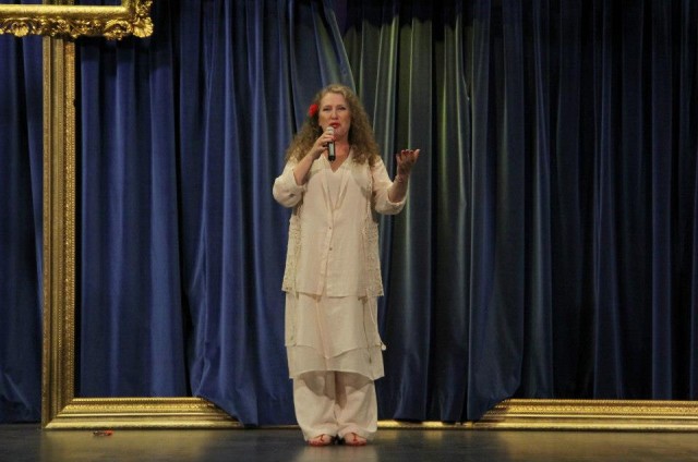 İnsanlar Alemi Fotoğrafı