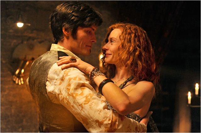 Vampir Kız Kardeşler Fotoğrafı