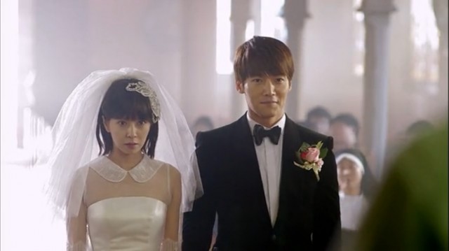 Emergency Couple Fotoğrafı