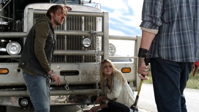 Asla Yabancılarla Oynama 3 Fotoğrafı