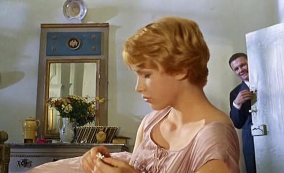 À Double Tour fotoğrafı