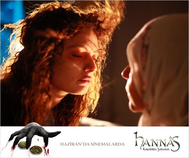 Hannas: Karanlıkta Saklanan Fotoğrafı