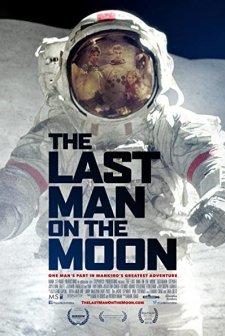 The Last Man on the Moon (2014) afişi