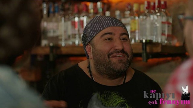 Aç Kapıyı Çok Fenayım Fotoğrafı