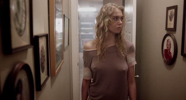 Between Worlds Fotoğrafı