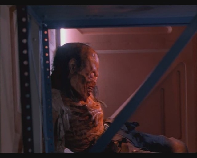 Yaşayan ölülerin Dönüşü 3 fotoğrafı