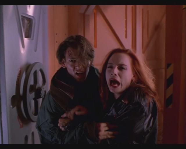 Yaşayan ölülerin Dönüşü 3 Fotoğrafı