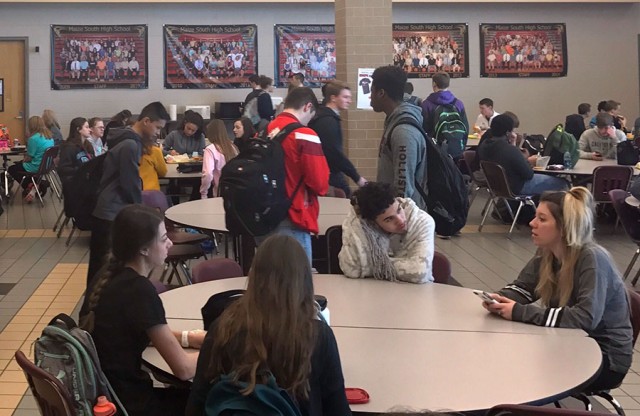 Koş Saklan Dövüş Fotoğrafı