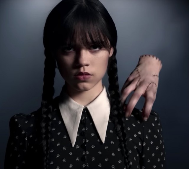 Wednesday Fotoğrafı