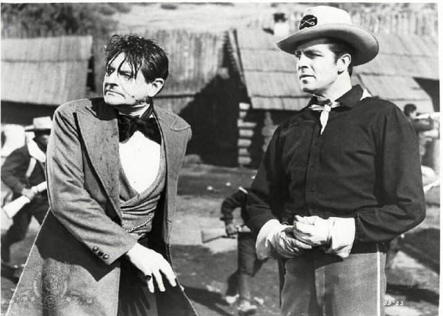 Oturan Boğa Fotoğrafı