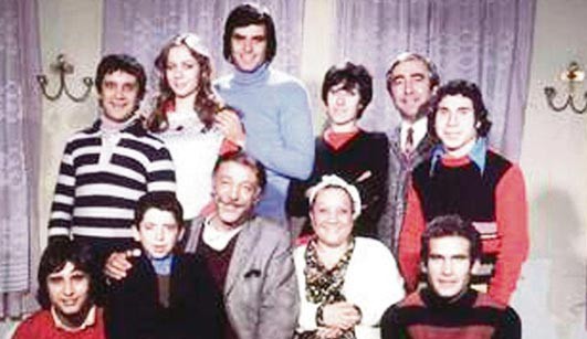 Bizim Aile Fotoğrafı