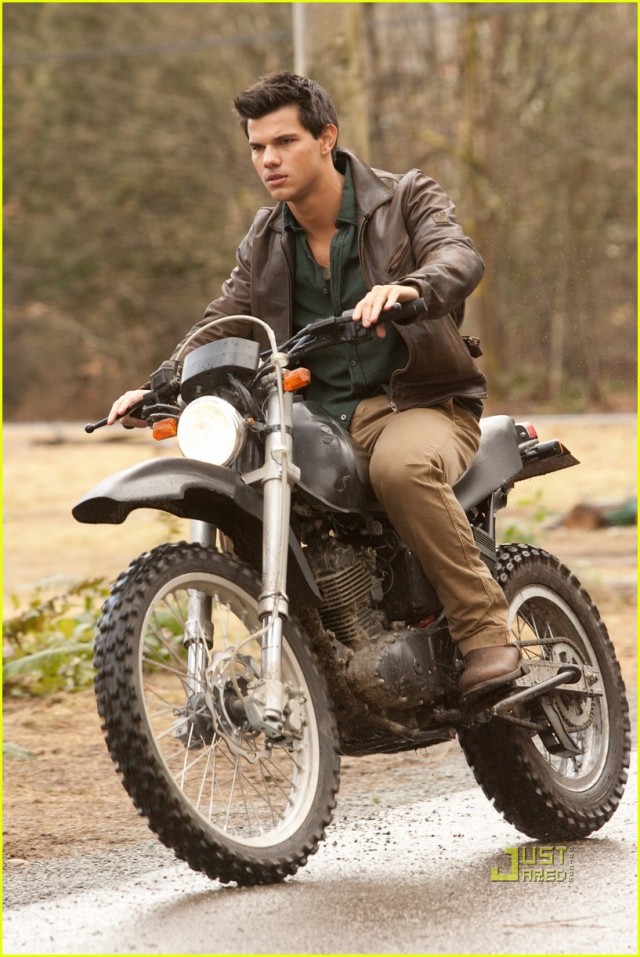 Alacakaranlık Efsanesi: Şafak Vakti Bölüm 1 Fotoğrafı