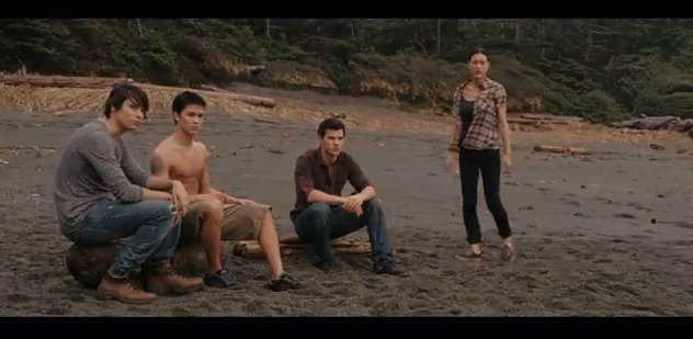 Alacakaranlık Efsanesi: Şafak Vakti Bölüm 1 Fotoğrafı