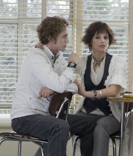 Alacakaranlık Efsanesi: Şafak Vakti Bölüm 1 Fotoğrafı