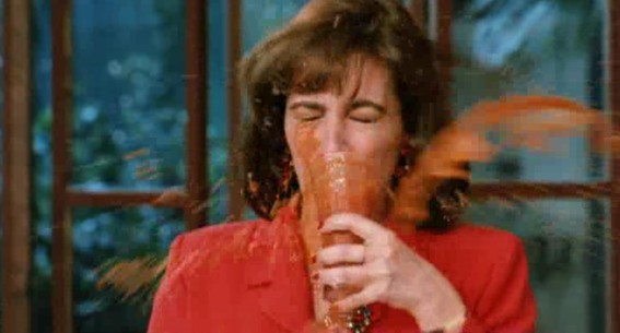 Sinir Krizinin Eşiğindeki Kadınlar fotoğrafı