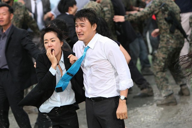 Tsunamiden Kaçış Fotoğrafı