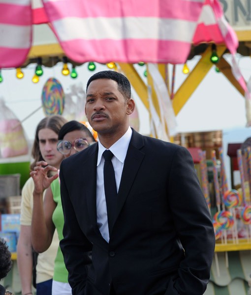 Siyah Giyen Adamlar 3 Fotoğrafı