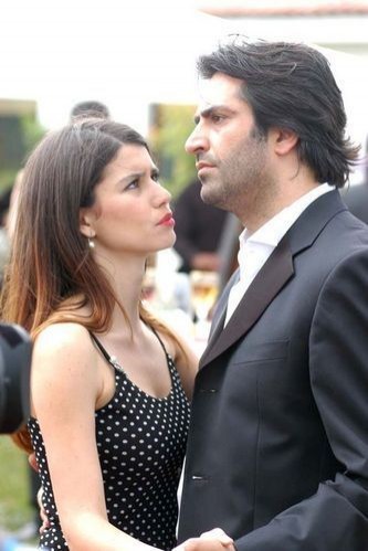 Aşka Sürgün Fotoğrafı