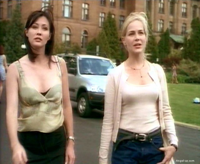 Satan's School For Girls fotoğrafı