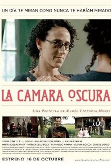 La cámara oscura (2008) afişi