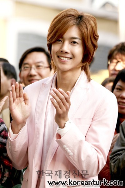 Erkekler Çiçeklerden Önce Gelir Fotoğrafı