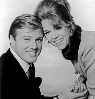 Parkta Çıplak Ayak fotoğrafı